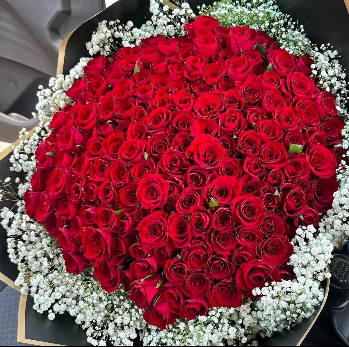 Rose Bouquet with Gyp – FLO'WER'ISH